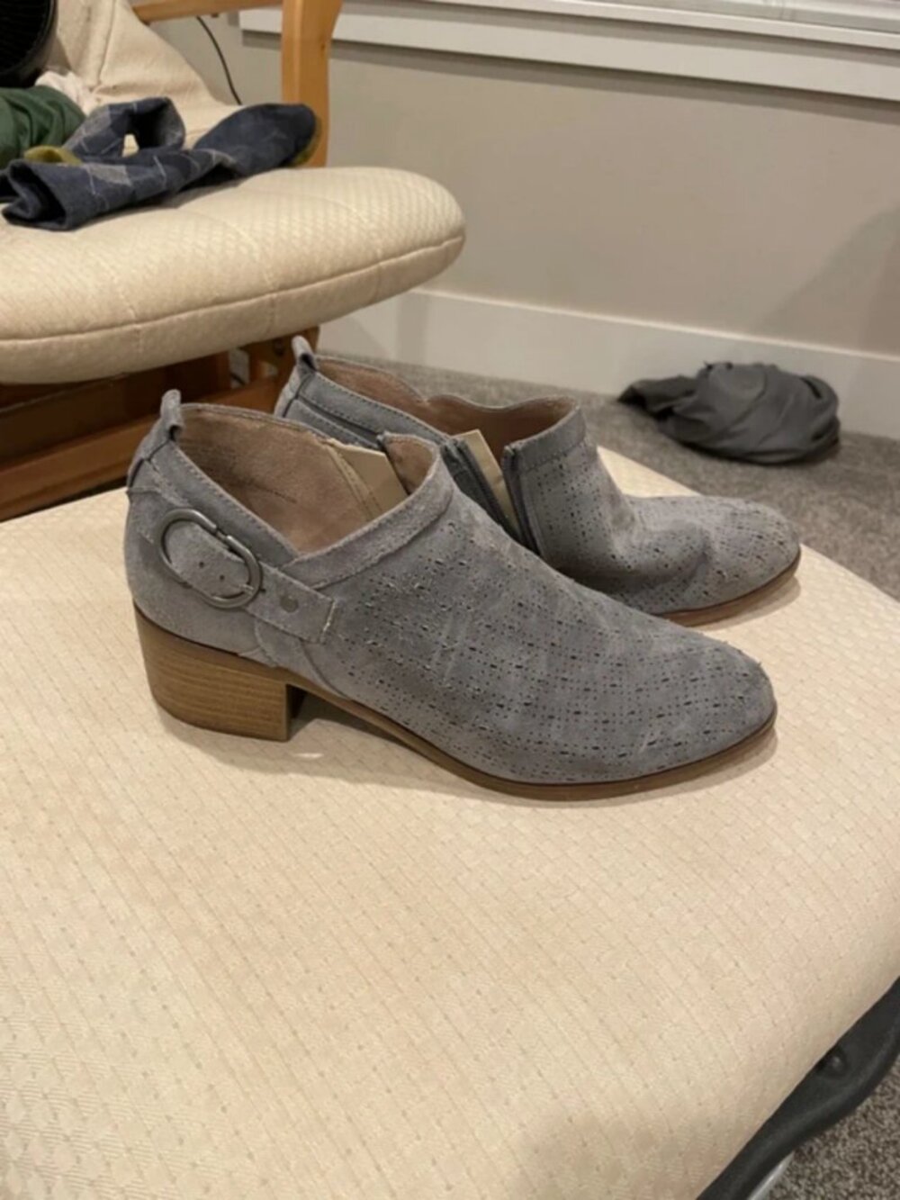 Grey Shoes - Sonoma